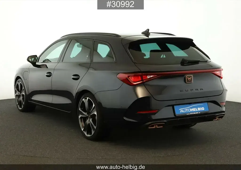Gebraucht Cupra Leon VZ 245 PS (180 kW) 2022 Blau Kombi