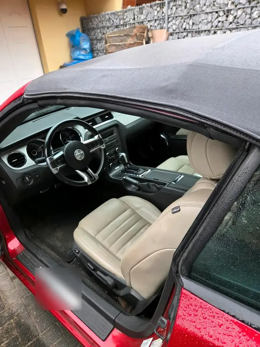 Gebraucht Ford Mustang 307 PS (225 kW) 2012 Cabrio