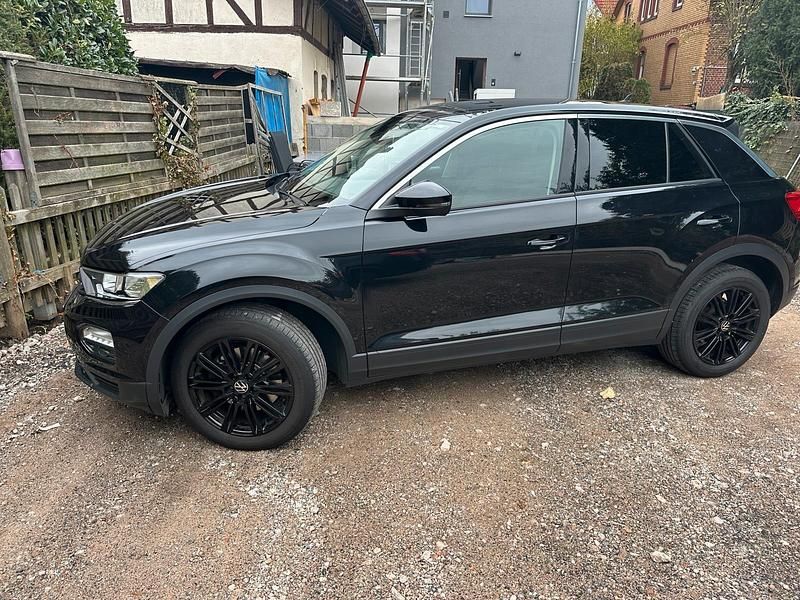 Gebraucht VW T-Roc 115 PS (84 kW) 2018 Schwarz SUV