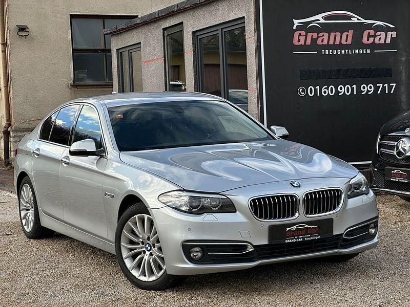 Silber Gebraucht 2014 BMW 530 Luxury Line Limousine | 16.900 € (Fairer Preis) - Bild 1/4