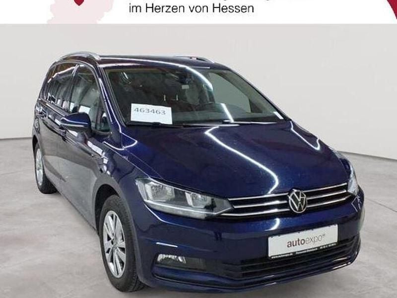 Gebraucht VW Touran Comfortline 150 PS (110 kW) 2022 Atlantic blue metallic Van / Kleinbus