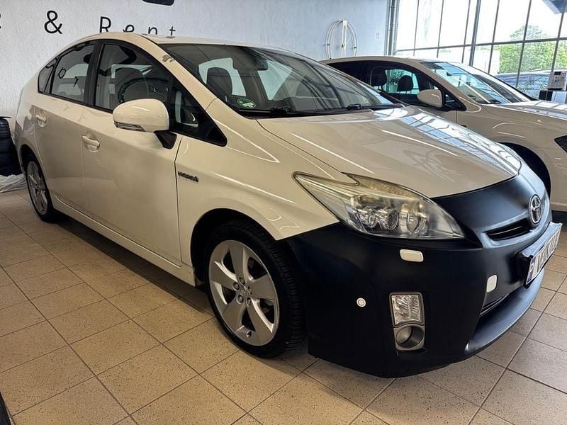 Weiß Gebraucht 2010 Toyota Prius Kleinwagen | 6.490 € (Guter Preis) - Bild 1/4
