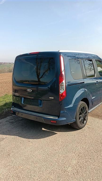 Gebraucht Ford Tourneo Connect Titanium 101 PS (74 kW) 2014 Blau Van / Kleinbus