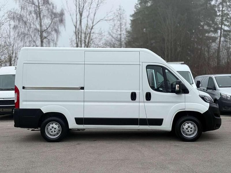 Gebraucht Peugeot Boxer 131 PS (96 kW) 2018 Weiß Van