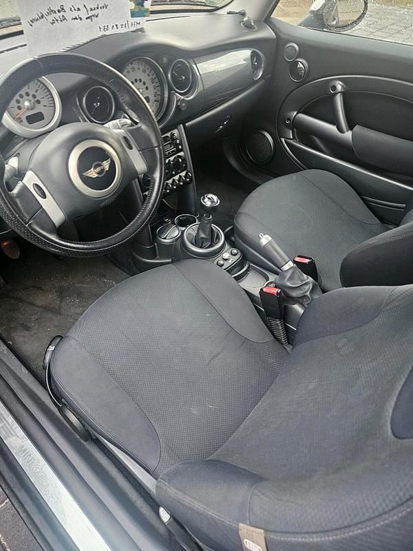 Gebraucht Mini Cooper 116 PS (85 kW) 2004 Schwarz Kleinwagen