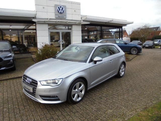 Gebraucht Audi A3 S-Line 150 PS (110 kW) 2015 Silber Limousine