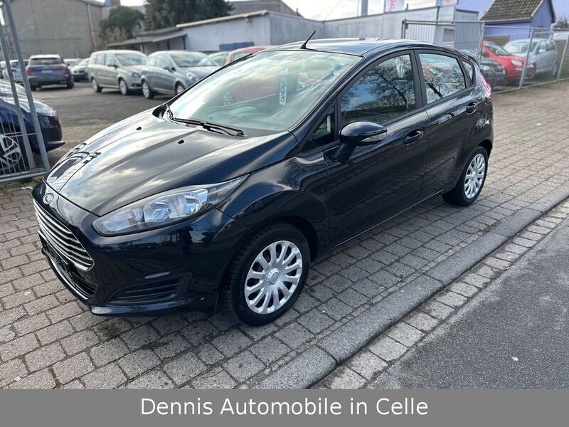 Gebraucht Ford Fiesta Trend 80 PS (58 kW) 2015 Schwarz Kleinwagen