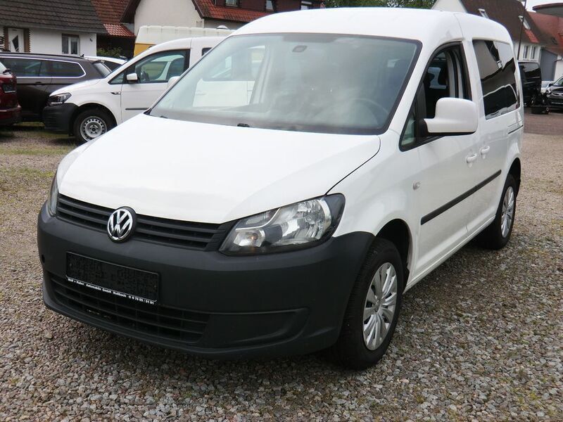 Weiß Gebraucht 2012 VW Caddy Trendline Van / Kleinbus | 11.800 € (Teuer) - Bild 1/4