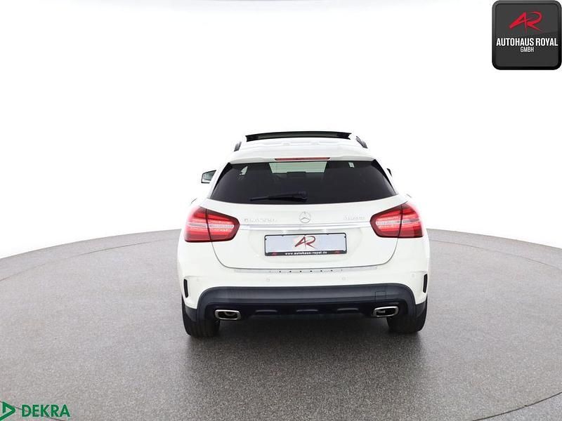 Gebraucht Mercedes GLA220 AMG 184 PS (135 kW) 2017 Weiß SUV