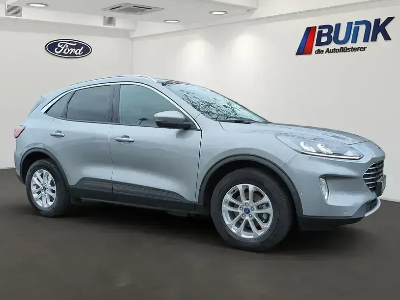 Gebraucht Ford Kuga Titanium 225 PS (165 kW) 2022 Solar silver met SUV