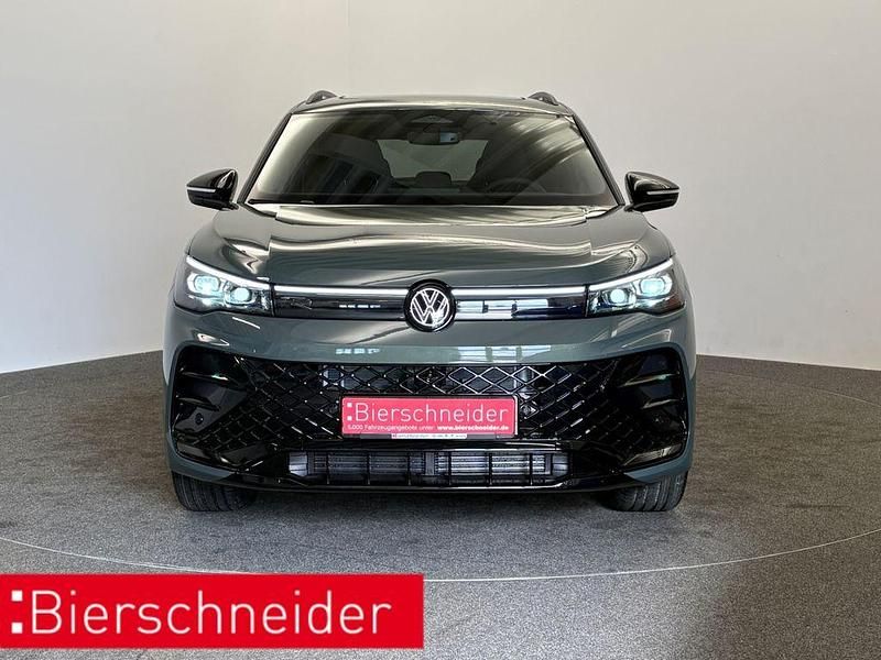 Neu VW Tiguan Style 193 PS (141 kW) 2026 Gruen SUV