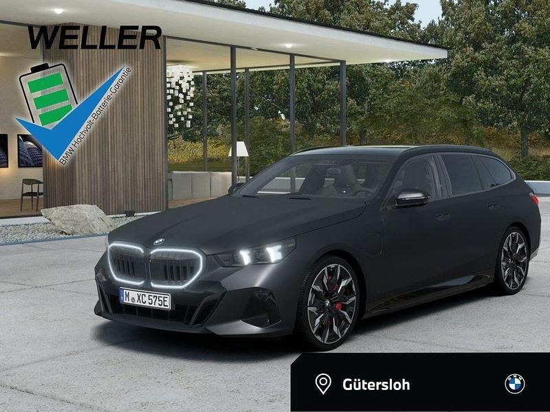 Neu BMW 550e Performance 313 PS (230 kW) 2026 Grau Kombi