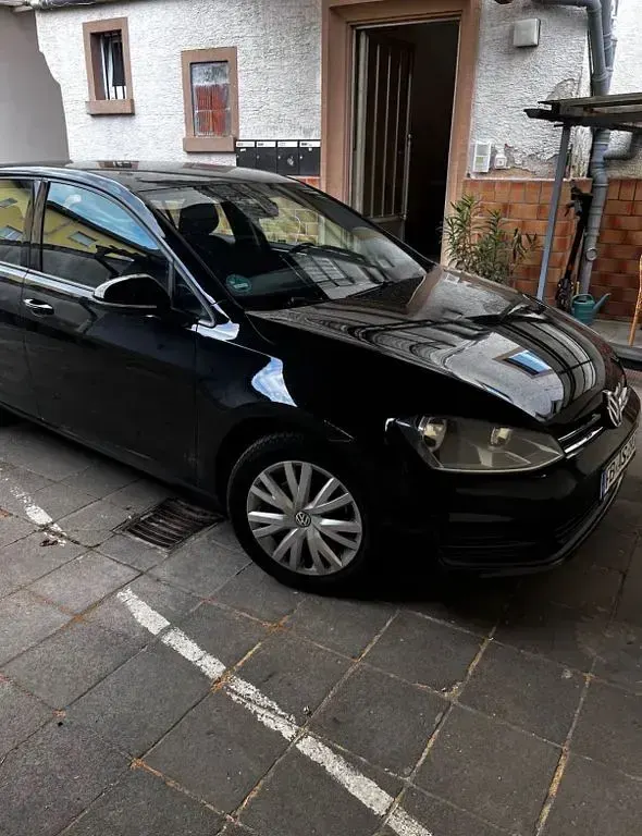 Gebraucht VW Golf VII Move 105 PS (77 kW) 2013 Schwarz Limousine