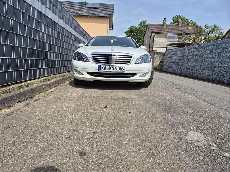 Gebraucht 2007 Mercedes S350 Limousine | 10.000 € (Guter Preis) - Bild 1/4