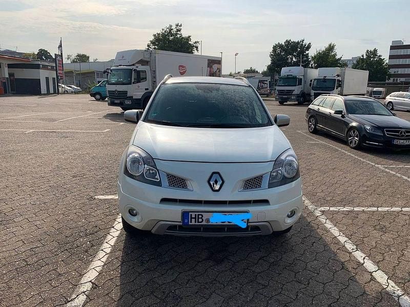 Weiß Gebraucht 2010 Renault Koleos Dynamique SUV | 4.490 € (Fairer Preis) - Bild 1/4