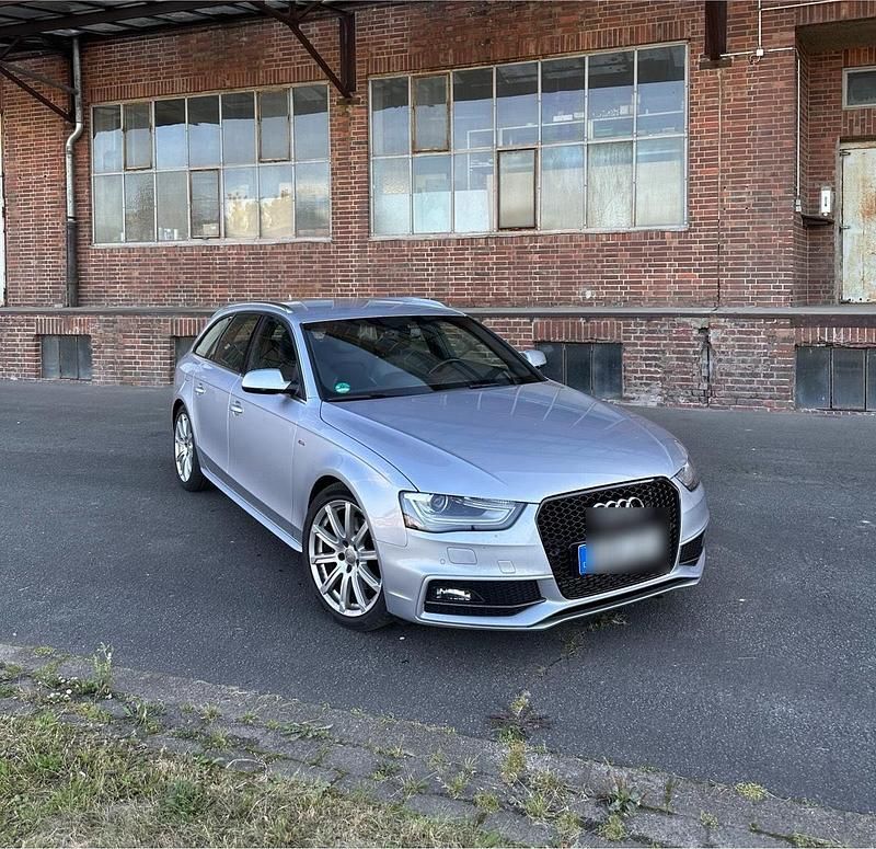 Silber Gebraucht 2015 Audi A4 S-line plus Kombi | 13.989 € (Fairer Preis) - Bild 1/4