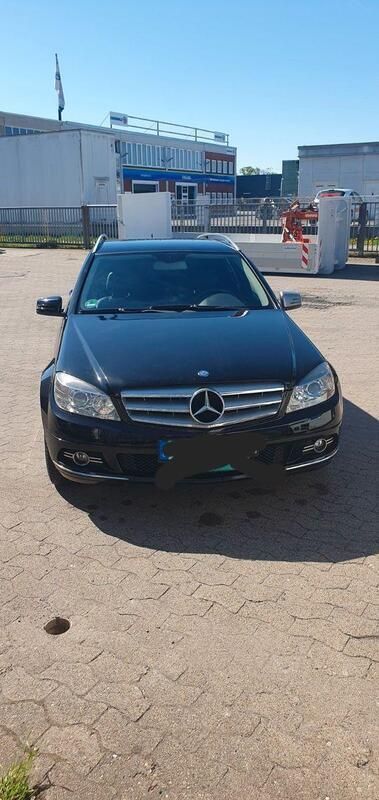 Schwarz Gebraucht 2010 Mercedes C180 Kombi | 5.200 € (Guter Preis) - Bild 1/4