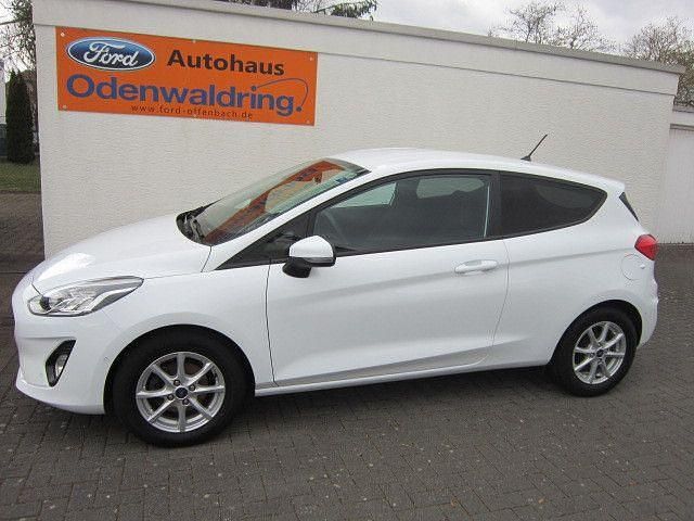 Frostweiß Gebraucht 2019 Ford Fiesta Cool & Connect Kleinwagen | 11.900 € (Fairer Preis) - Bild 1/4