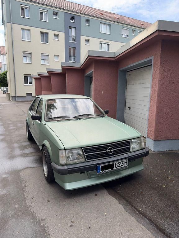 Gebraucht 1982 Opel Kadett Limousine | 5.100 € - Bild 1/3