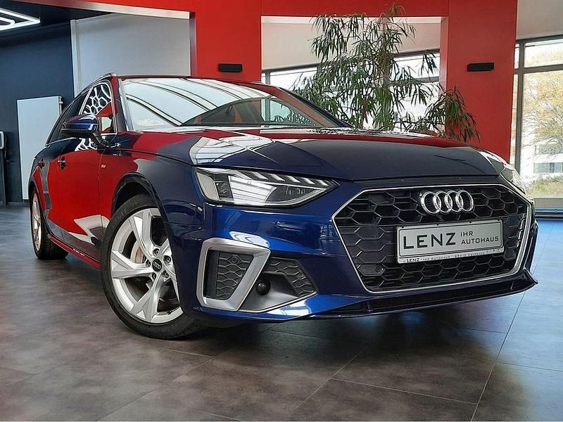 Gebraucht Audi A4 S-Line 204 PS (150 kW) 2023 Navarrablau (metallic) Kombi