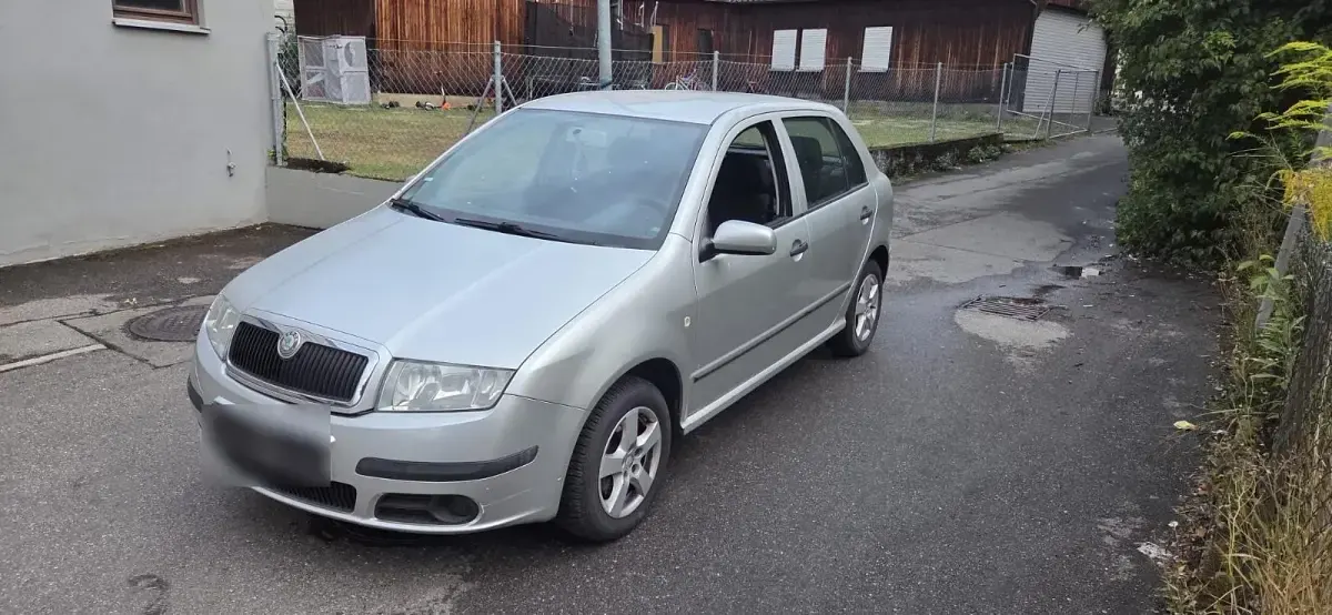 Gebraucht Skoda Fabia 54 PS (39 kW) 2004 Silber Kleinwagen
