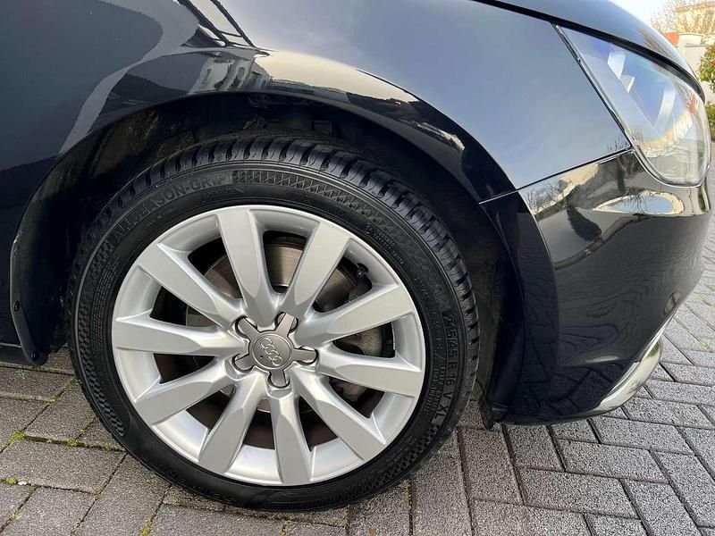 Gebraucht Audi A1 Ambition 122 PS (89 kW) 2012 Schwarz Kleinwagen