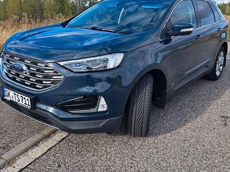 Blau Gebraucht 2019 Ford Edge Titanium SUV | 26.500 € (Guter Preis) - Bild 1/4