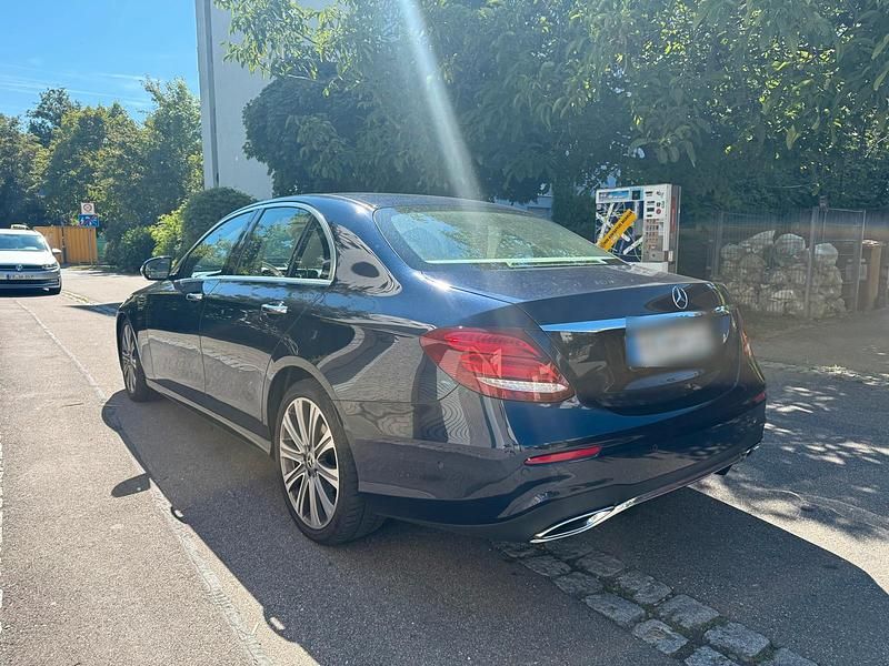 Gebraucht Mercedes E300 AMG line 245 PS (180 kW) 2018 Limousine