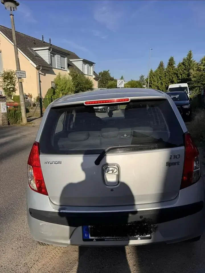 Gebraucht Hyundai i10 Classic 67 PS (49 kW) 2010 Silber Kleinwagen