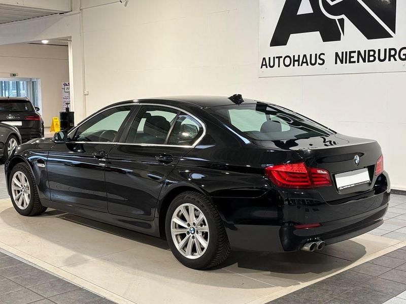 Gebraucht BMW 520 184 PS (135 kW) 2013 Schwarz Limousine