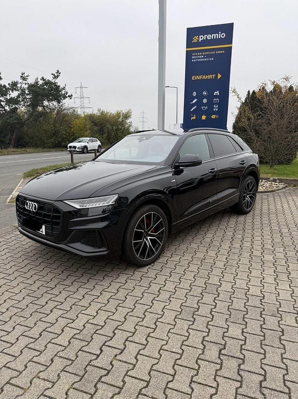 Gebraucht Audi Q8 Ambiente 286 PS (210 kW) 2018 Schwarz SUV