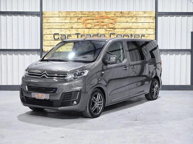 Grau Gebraucht 2021 Citroën e-Spacetourer Feel Van | 22.950 € - Bild 1/4