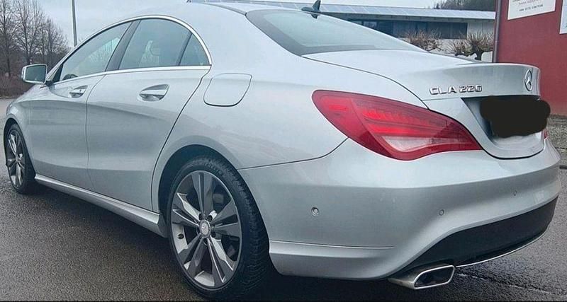 Gebraucht Mercedes CLA220 170 PS (125 kW) 2015 Silber Limousine