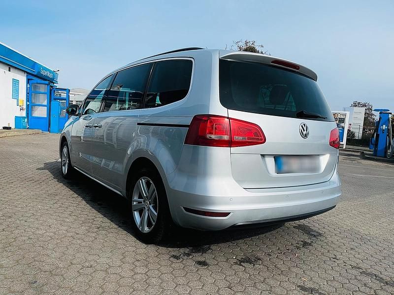 Gebraucht VW Sharan 150 PS (110 kW) 2012 Silber Van / Kleinbus
