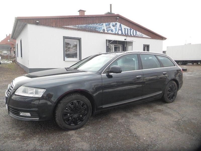 Gebraucht Audi A6 Advanced 170 PS (125 kW) 2011 Schwarz Kombi