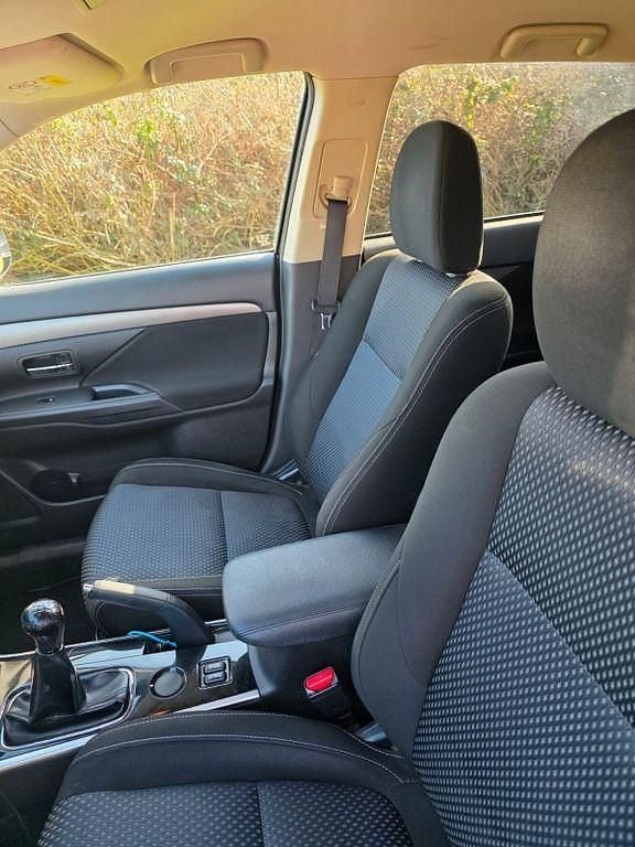 Gebraucht Mitsubishi Outlander Edition 150 PS (110 kW) 2017 Schwarz SUV