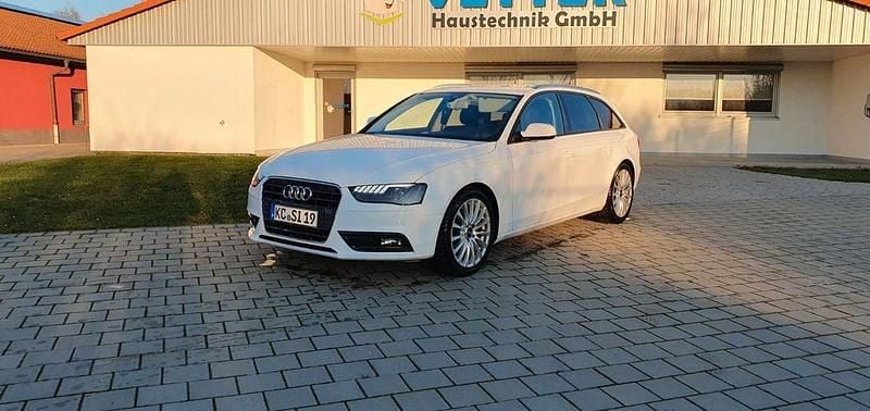 Schwarz Gebraucht 2015 Audi A4 S-Line Kombi | 12.500 € (Fairer Preis) - Bild 1/4