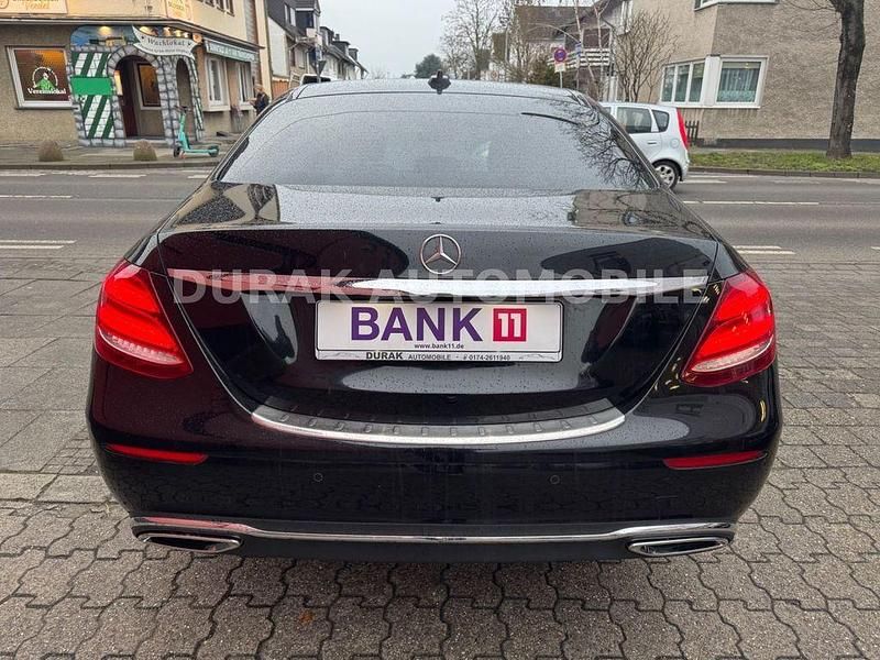 Gebraucht Mercedes E200 160 PS (117 kW) 2019 Schwarz Limousine
