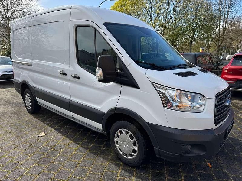 Gebraucht Ford Transit Custom 105 PS (77 kW) 2018 Weiß Van / Kleinbus