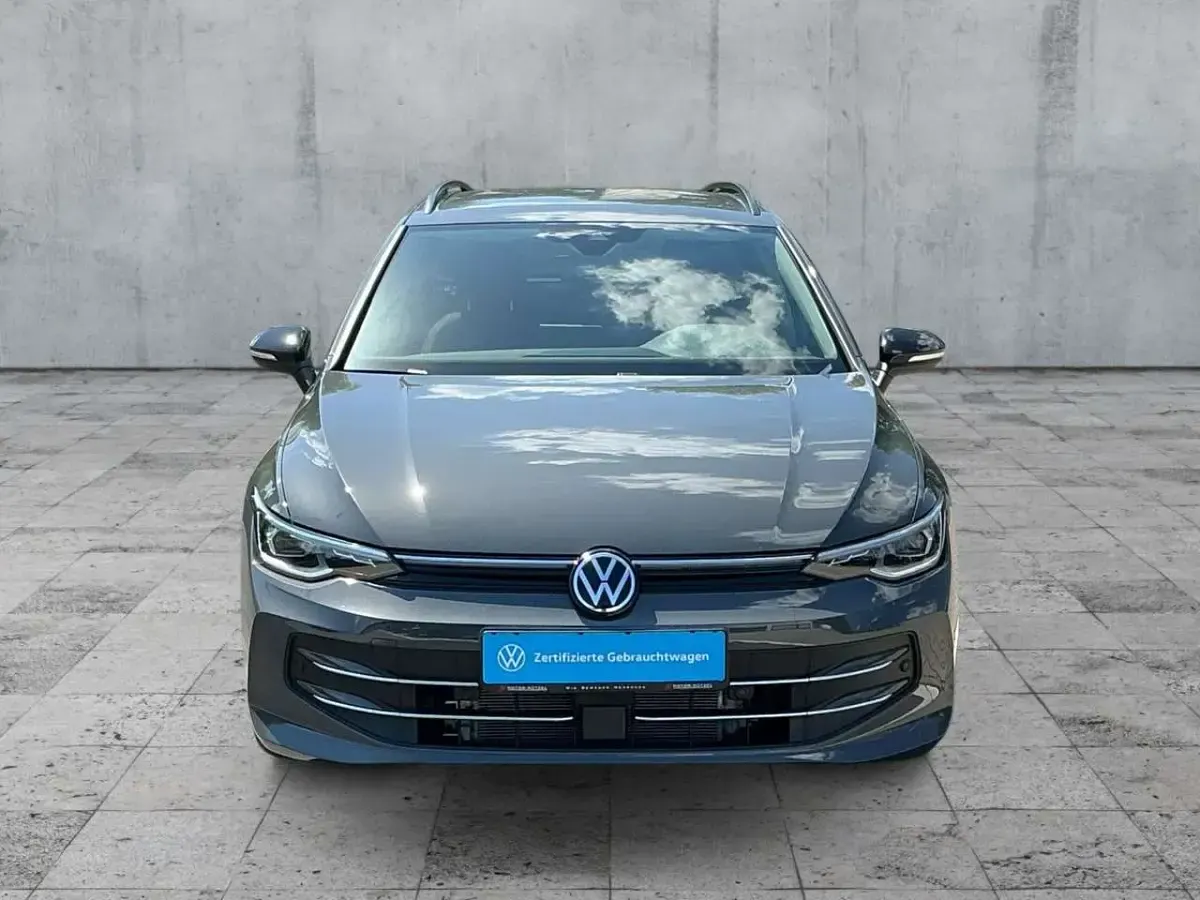 Gebraucht VW Golf VIII Goal 150 PS (110 kW) 2025 Grau Kombi