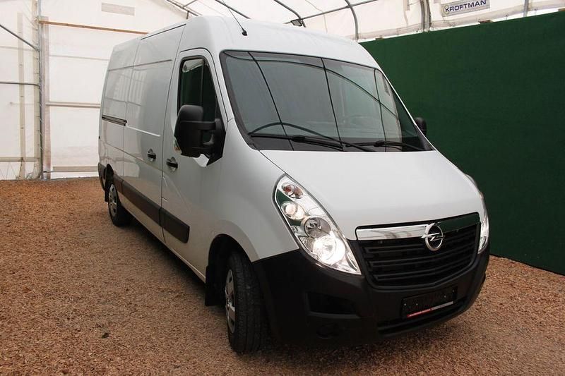 Gebraucht Opel Movano 131 PS (96 kW) 2019 Weiß Van