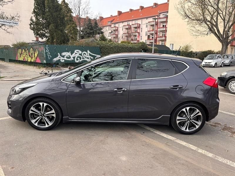 Gebraucht Kia Ceed GT GT-Line 136 PS (100 kW) 2017 Grau Kleinwagen
