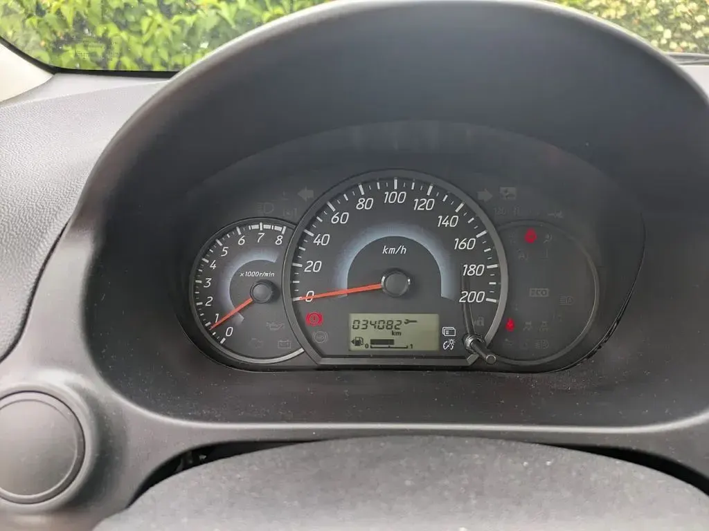 Gebraucht Mitsubishi Space Star 71 PS (52 kW) 2024 Weiß Kleinwagen