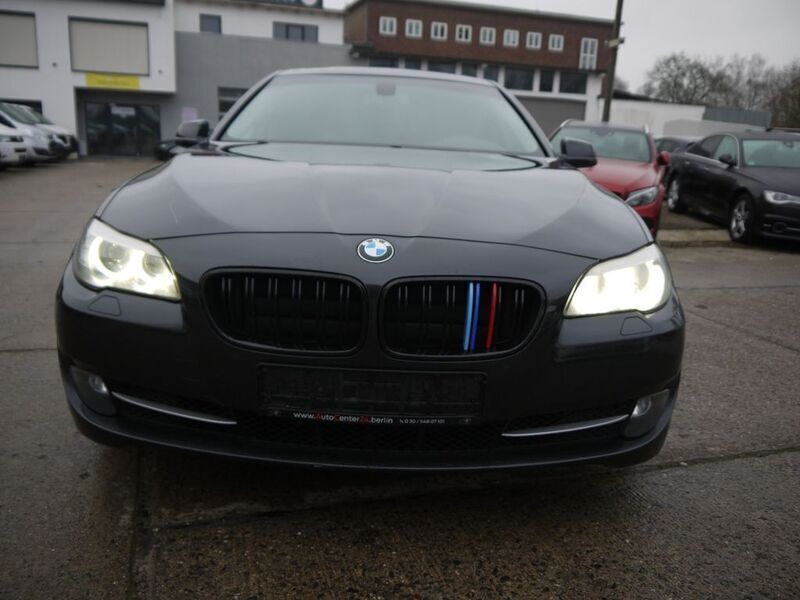 Gebraucht BMW 520 184 PS (135 kW) 2011 Grau Limousine