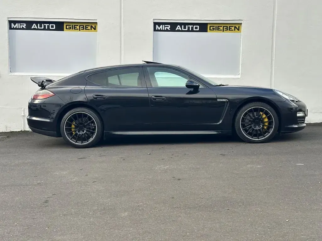 Gebraucht Porsche Panamera Sport 299 PS (219 kW) 2012 Basaltschwarzmetallic Kleinwagen