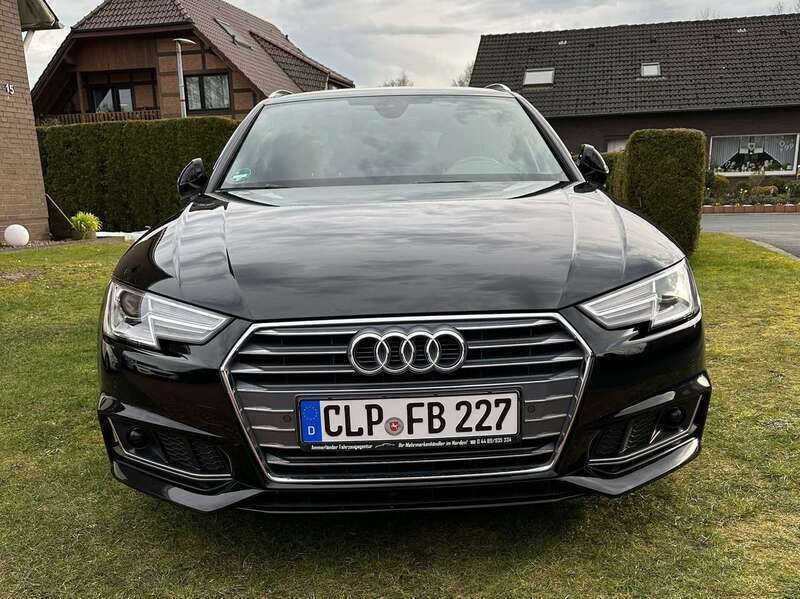 Schwarz Gebraucht 2019 Audi A4 Sport Kombi | 19.490 € (Etwas zu teuer) - Bild 1/4