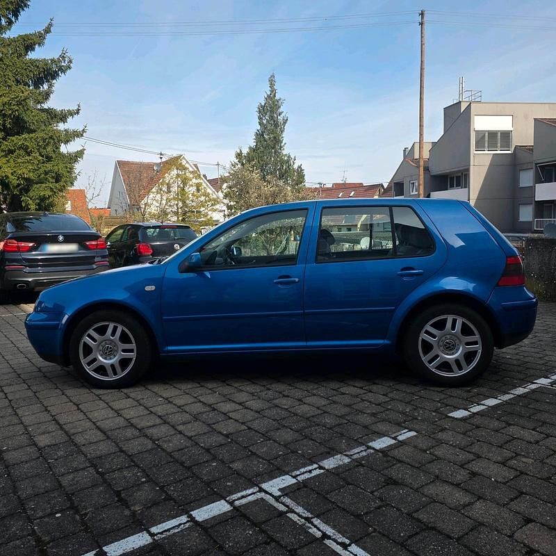 Second-hand VW Golf III 101 CP (74 kW) 1999 Albastru Berlinǎ