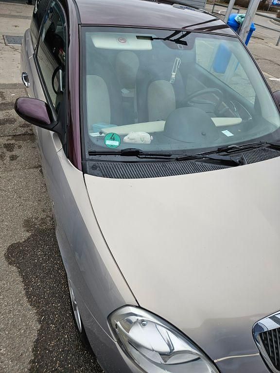 Gebraucht Lancia Ypsilon 90 PS (66 kW) 2008 Kleinwagen