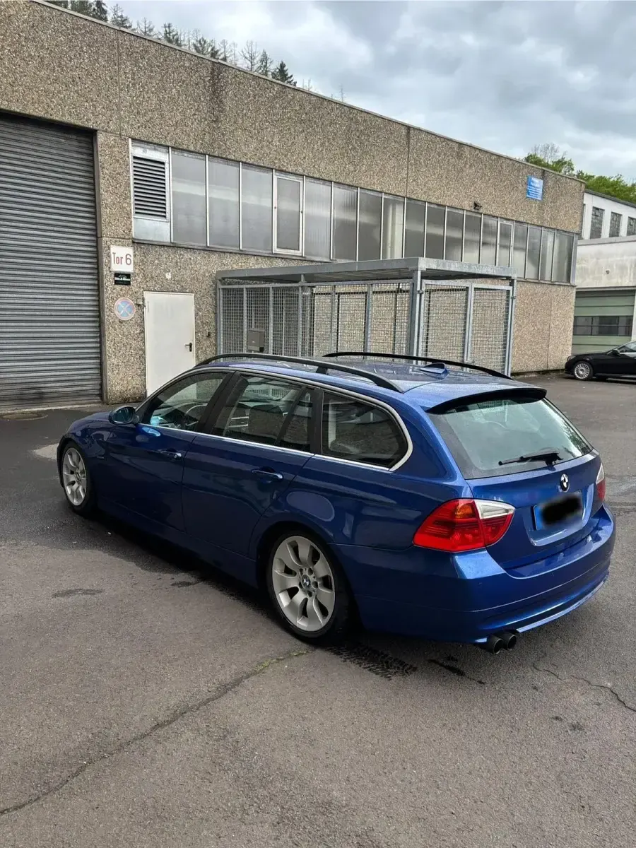 Używany BMW 325 197 KM (144 kW) 2006 Niebieski Kombi