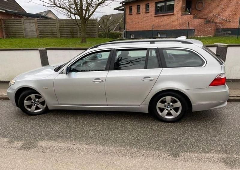 Gebraucht BMW 525 177 PS (130 kW) 2007 Silber Kombi